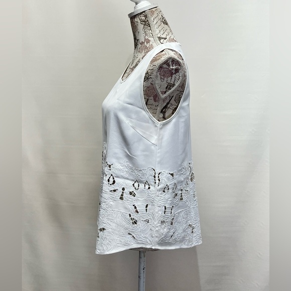 🛍️ White SUGARLIPS Cutout sleeveless blouse size S. - Picture 3 of 13